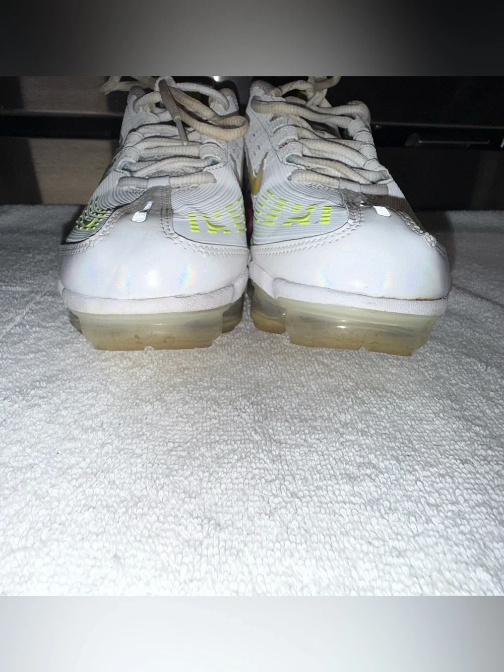 Nike Air Vapormax 360 Volt Fire White Running Shoe Pink & Lime Accents Size 8